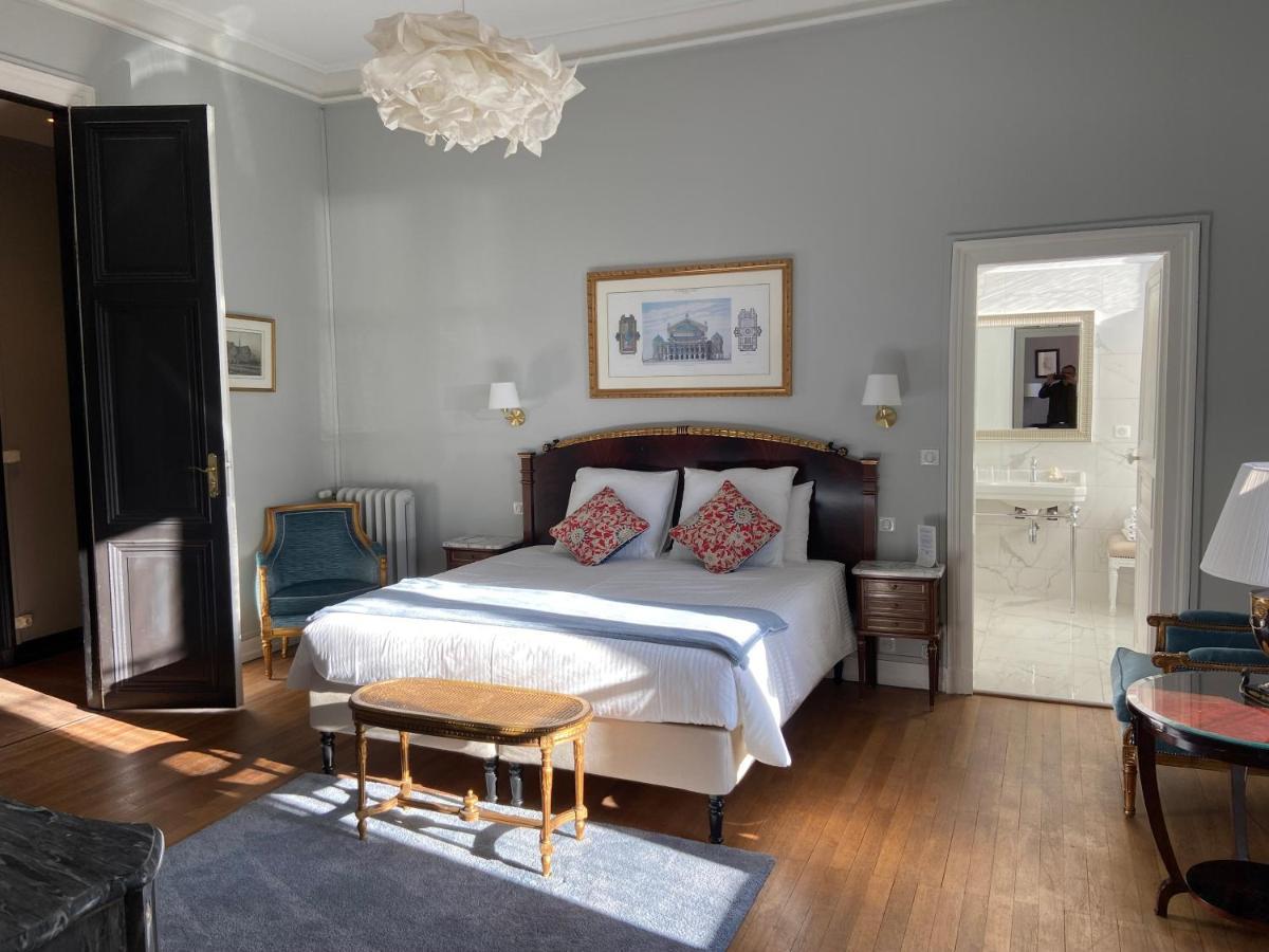 La Grande Carree Bed & Breakfast Saint-Cyr-sur-Loire Bilik gambar