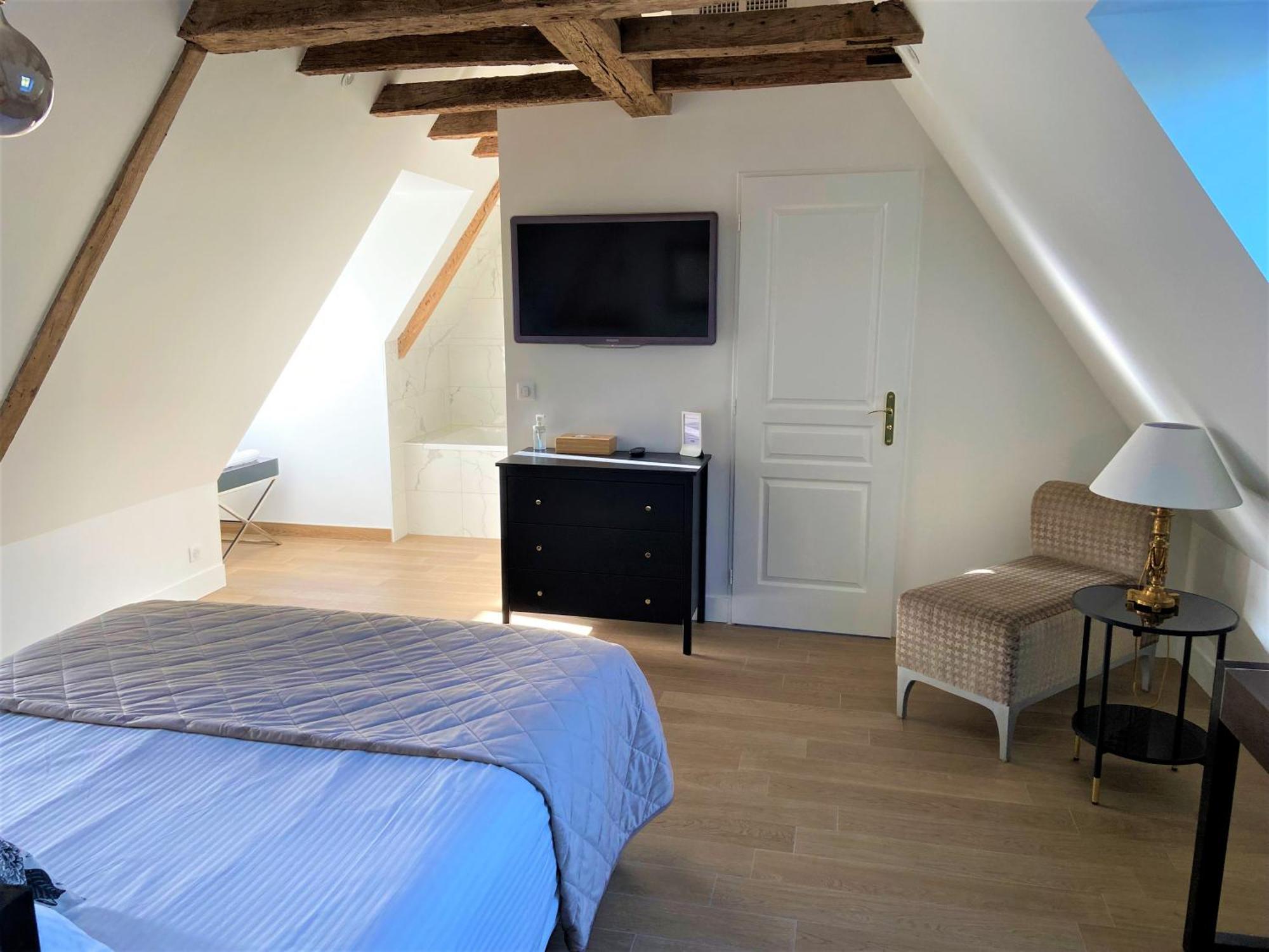 La Grande Carree Bed & Breakfast Saint-Cyr-sur-Loire Bilik gambar