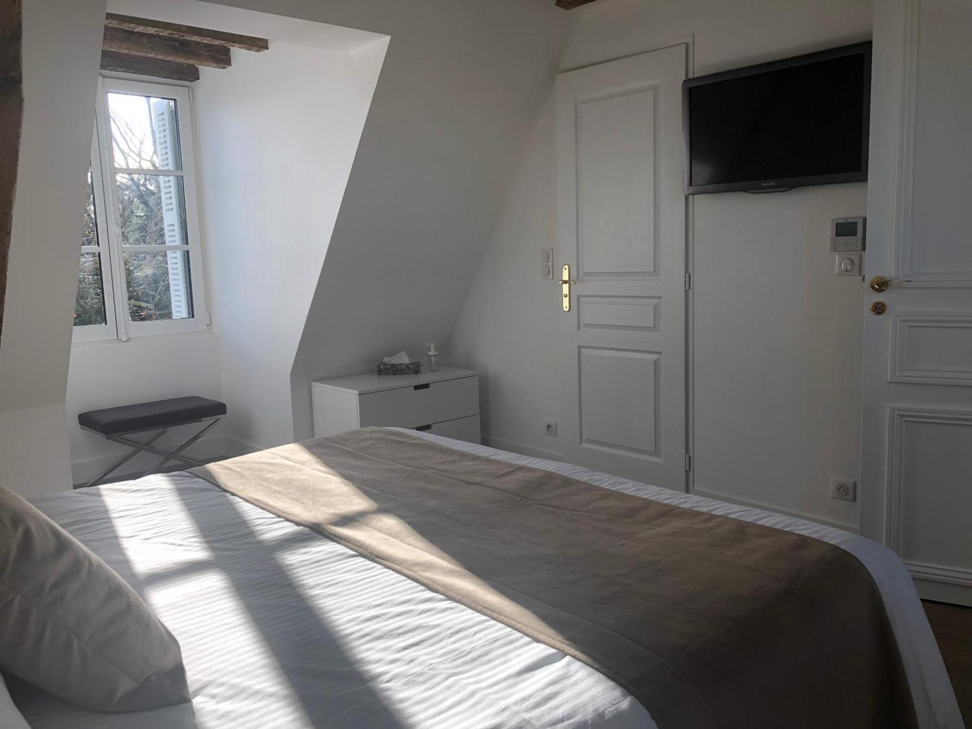 La Grande Carree Bed & Breakfast Saint-Cyr-sur-Loire Bilik gambar
