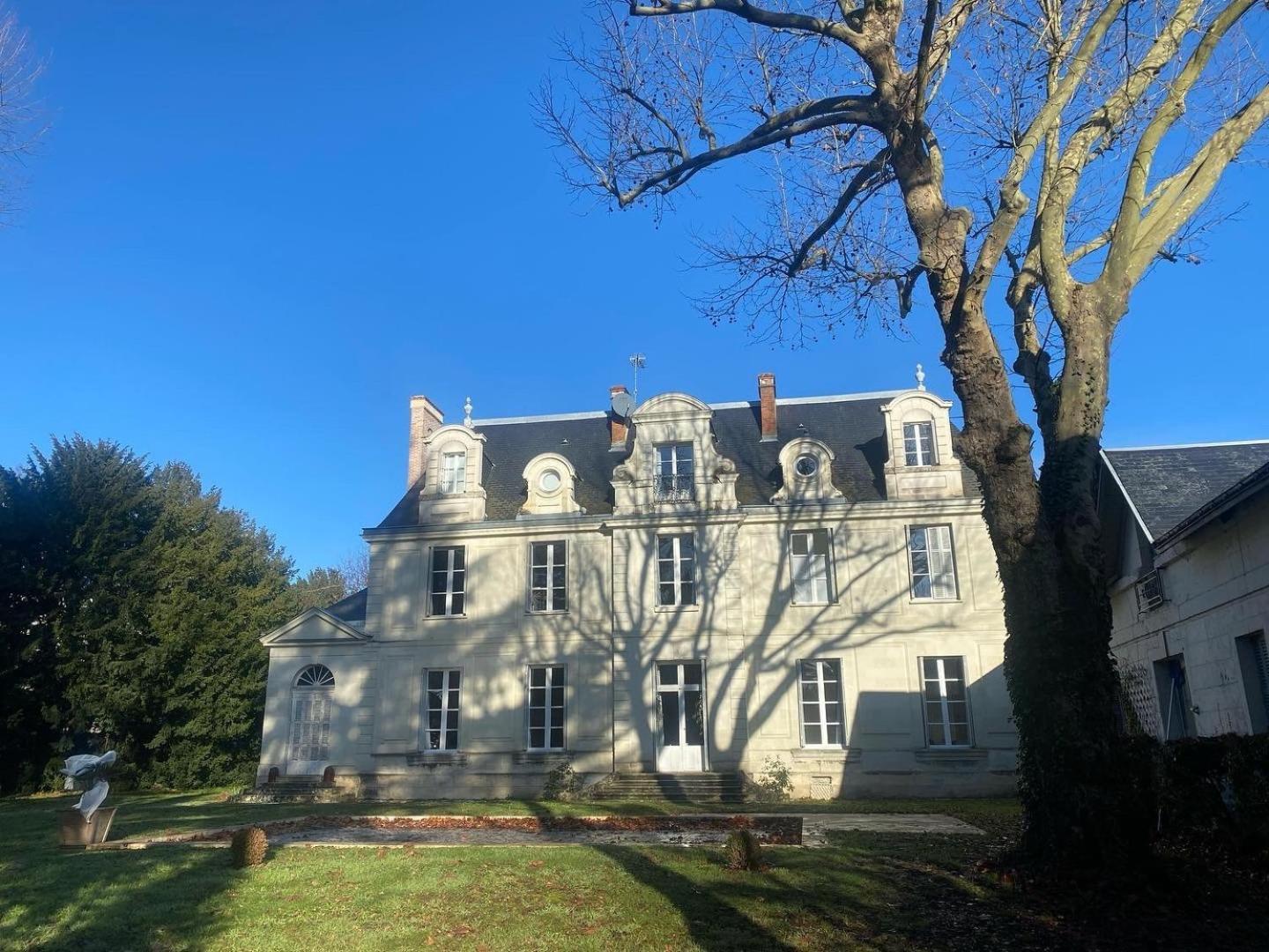 La Grande Carree Bed & Breakfast Saint-Cyr-sur-Loire Luaran gambar